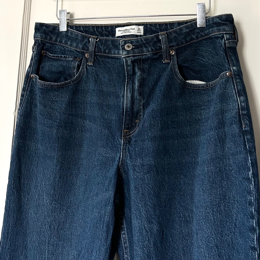 Abercrombie & Fitch Curve Love High Rise 90s Relaxed Jean Dark Wash 32 Regular - Picture 8 of 12